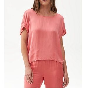 Michael Stars Ball Pink Elena Boatneck Boxy Silhouette Tee Size Medium M NEW